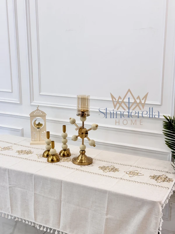 شرشف طاوله نقشة ذهبي 180*140 سم