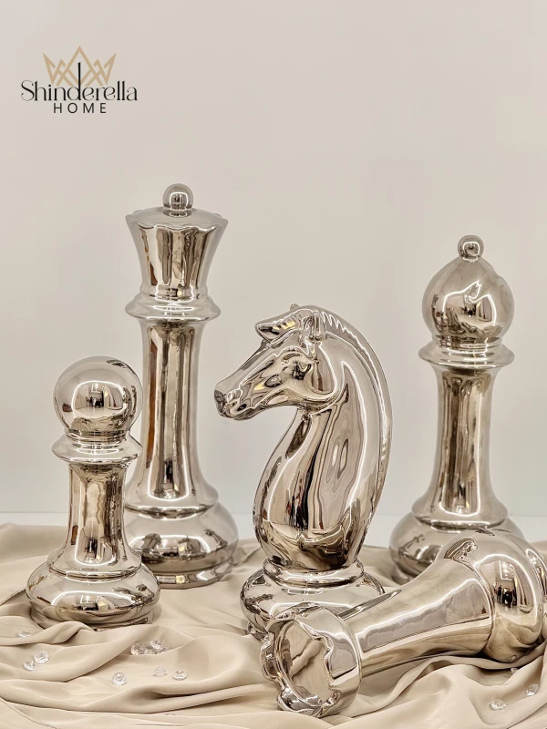 طقم تحف شطرنج فضي