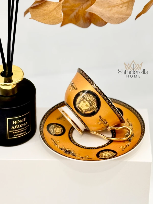 كاسة مع صحن فيرزاتشي