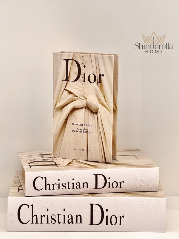كتب ديكور DIOR بيج