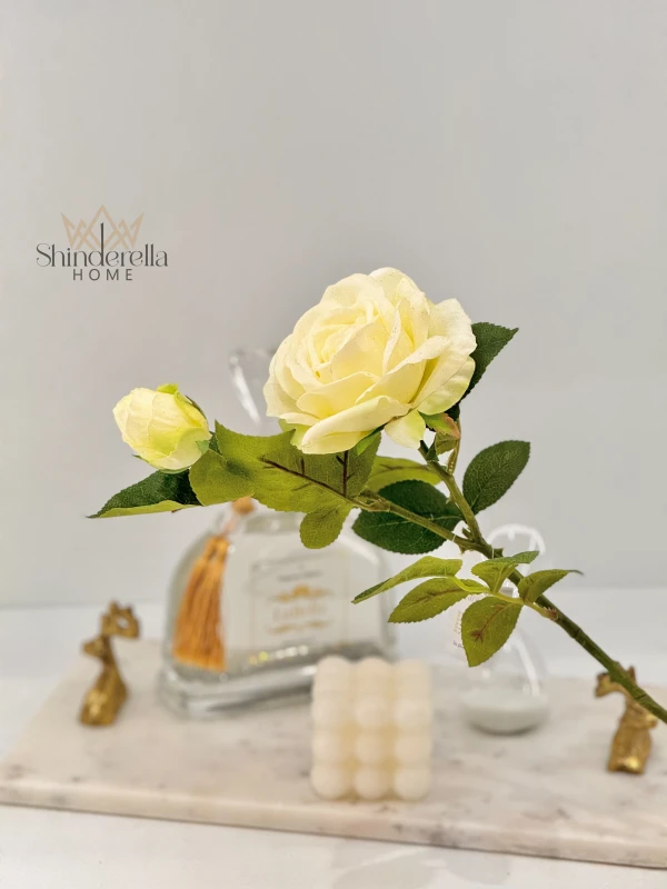 عرق ورد جوري ابيض