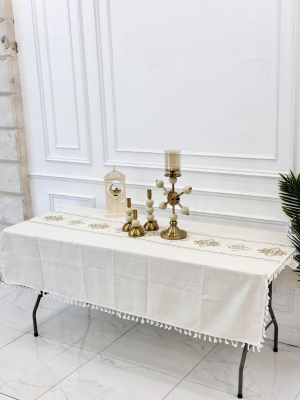 شرشف طاوله نقشة ذهبي 180*140 سم