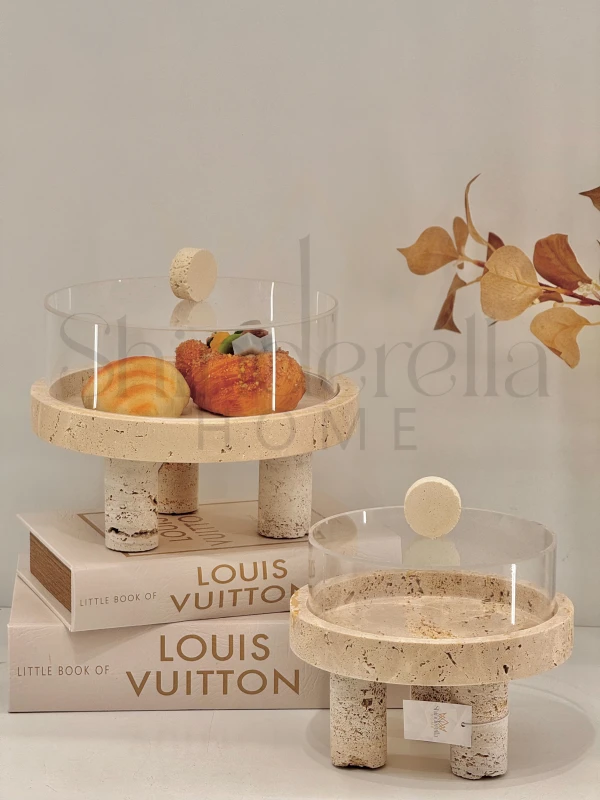 ستاند ضيافة حجم وسط مع غطاة