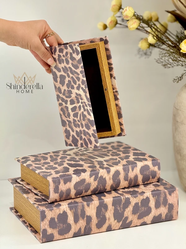 طقم كتب ديكور براند