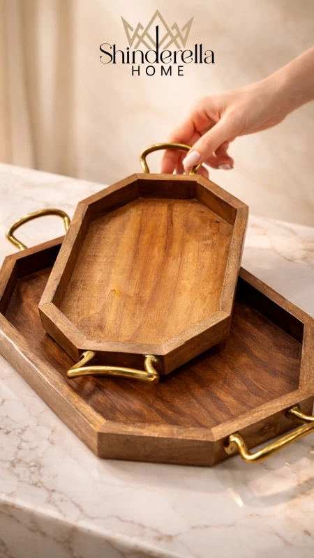 طقم صواني خشب مع ايدين نحاس