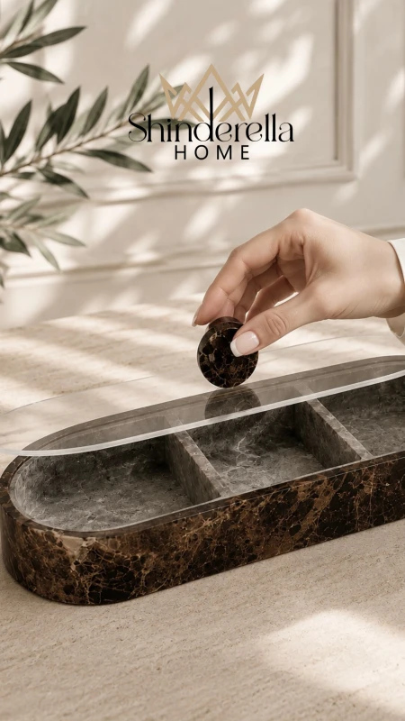 مضيفة مقسم مع غطاه بيضاوي RICH | Italian Marble